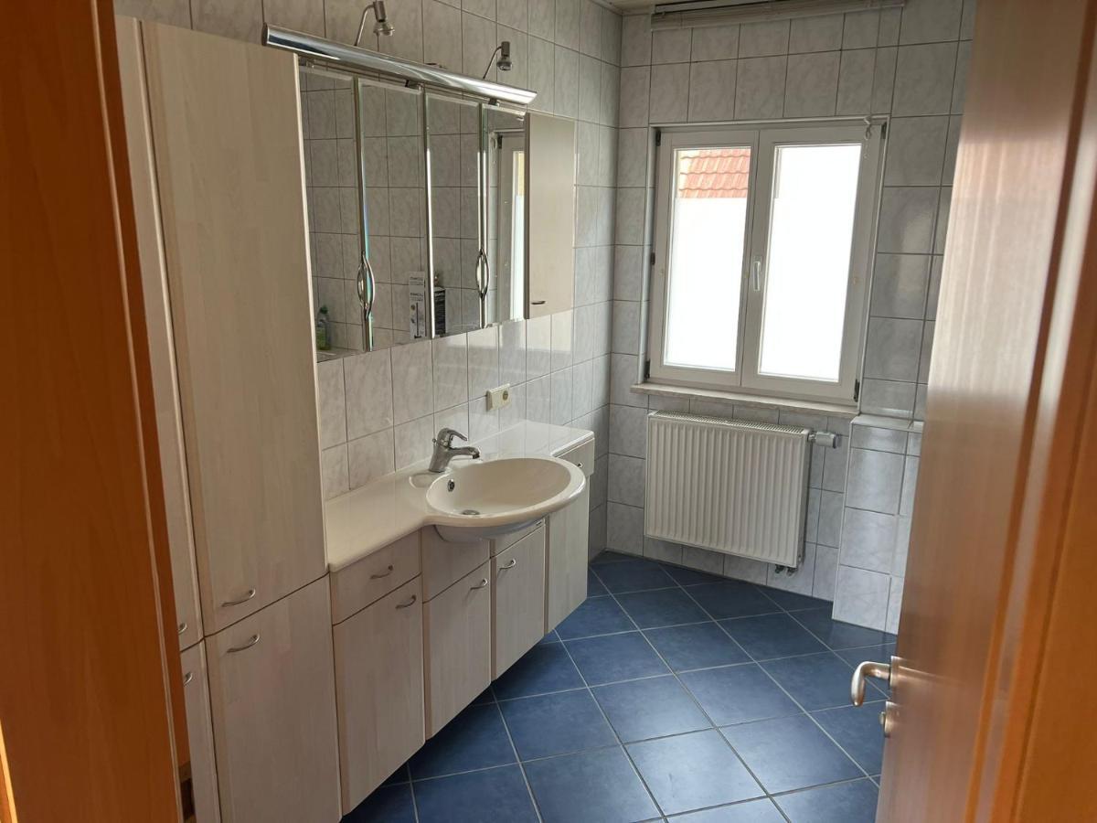Privatzimmer Im Herzen Von Iphofen Exterior foto